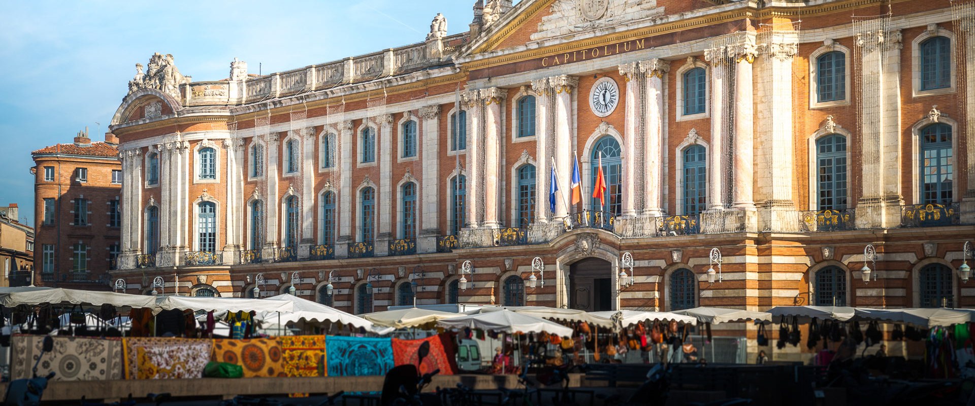 Découvrez Toulouse Sightseeing Bus : un guide touristique de la ville de Toulouse