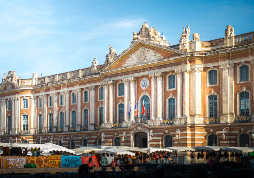 Découvrez Toulouse Sightseeing Bus : un guide touristique de la ville de Toulouse